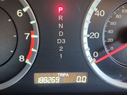 Used 2011 Honda Accord EX-L image 28