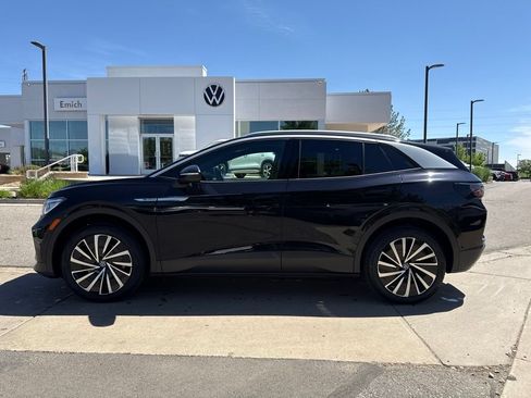 Certified 2023 Volkswagen ID.4 Pro S Plus AWD/4WD image 2