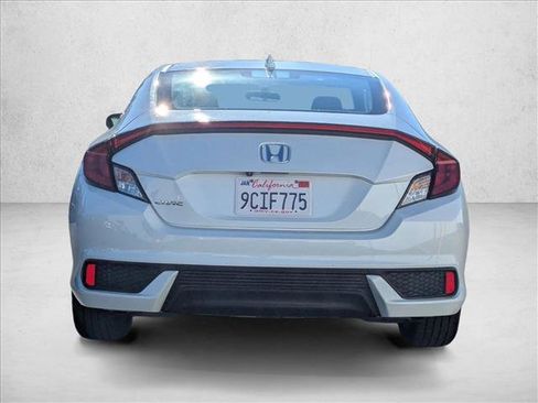 Used 2017 Honda Civic EX-T image 6