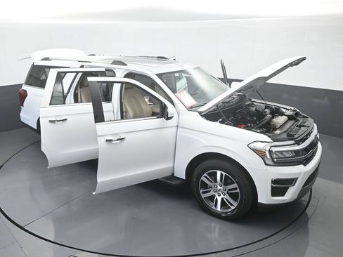 Used 2024 Ford Expedition Max Limited RWD image 34