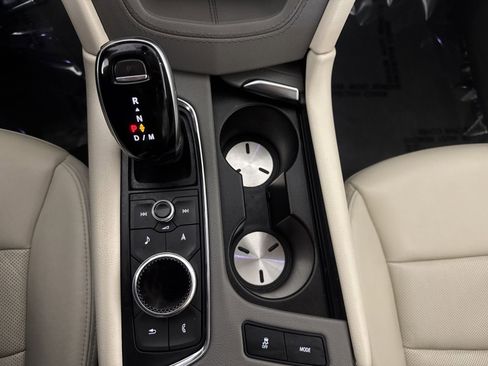 Used 2020 Cadillac XT6 Premium Luxury w/ LPO, Floor Liner Package image 22