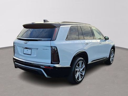 New 2026 Cadillac Vistiq Luxury image 4