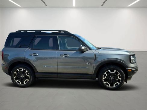 Used 2024 Ford Bronco Sport Outer Banks w/ Tech Package image 5