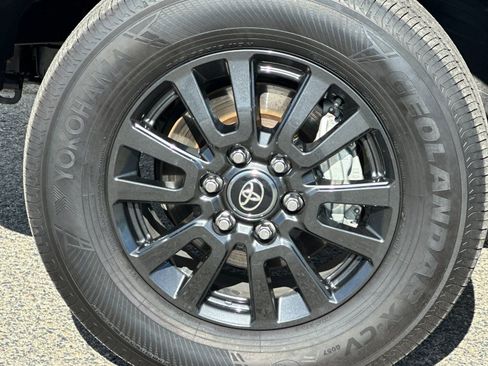 Used 2025 Toyota Land Cruiser 1958 image 33