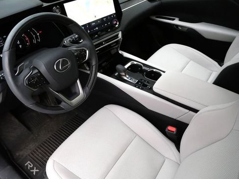 Used 2023 Lexus RX 350 Premium w/ Accessory Package AWD/4WD image 11