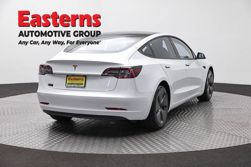 Used 2023 Tesla Model 3 Standard Range RWD image 5