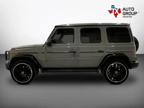 Used 2025 Mercedes-Benz G 550 image 10