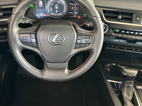 Certified 2020 Lexus UX 250h w/ Premium Package AWD/4WD image 11