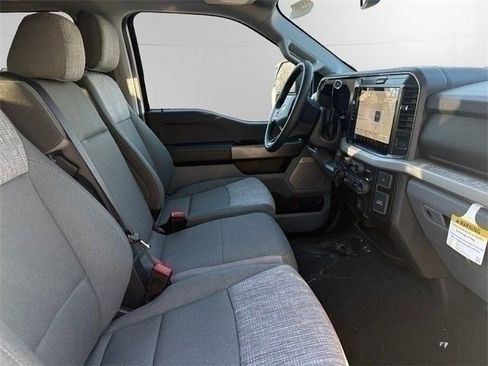 New 2026 Ford F250 XLT w/ XLT Premium Package image 15