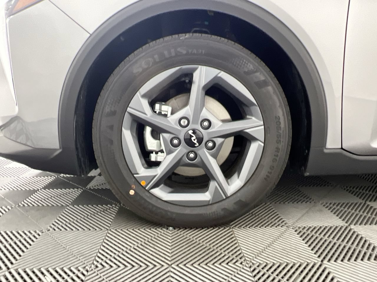 New 2026 Kia K4 FWD image 13