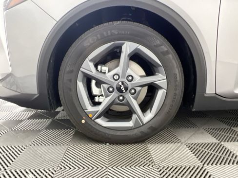 New 2026 Kia K4 FWD image 13