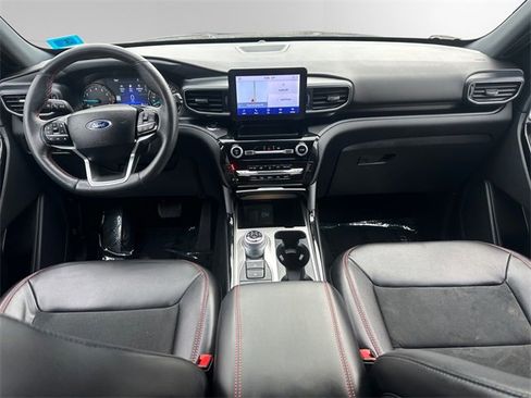 Used 2022 Ford Explorer ST-Line image 10
