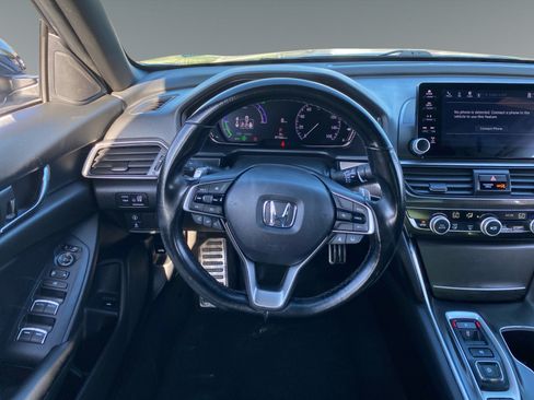 Used 2022 Honda Accord Sport image 12