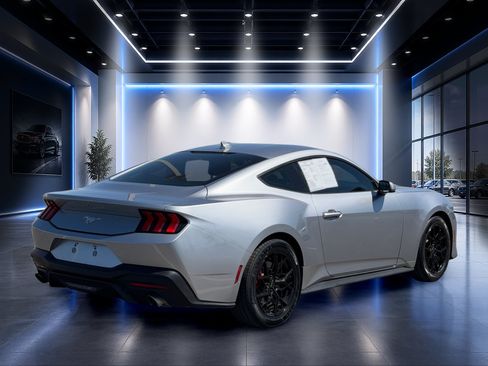 Used 2024 Ford Mustang Coupe RWD image 4