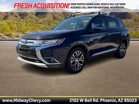 Used 2018 Mitsubishi Outlander SE image 1