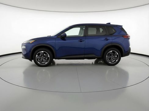 Used 2025 Nissan Rogue SV image 5