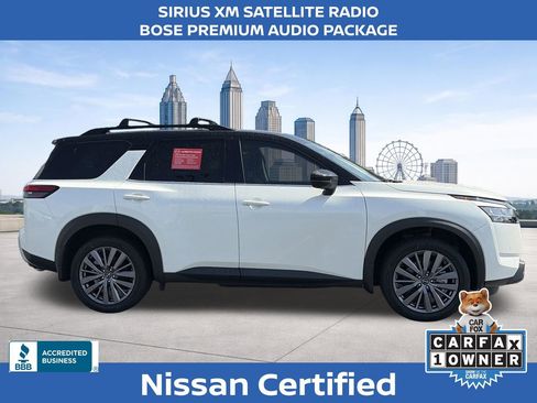Certified 2024 Nissan Pathfinder SL w/ SL Premium Package FWD image 6