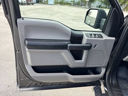 Used 2018 Ford F150 XL w/ Equipment Group 101A Mid AWD/4WD image 10