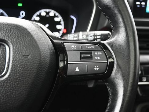 Used 2023 Honda Pilot Touring image 17
