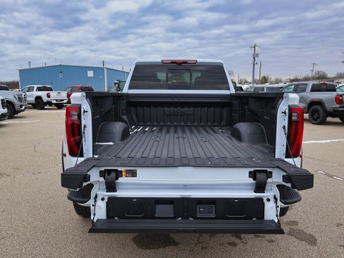 New 2026 GMC Sierra 3500 Denali Ultimate image 5