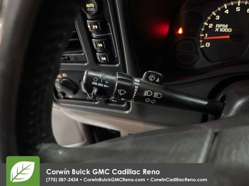 Used 2004 Chevrolet Tahoe Z71 w/ Z71 Preferred Equipment Group AWD/4WD image 27