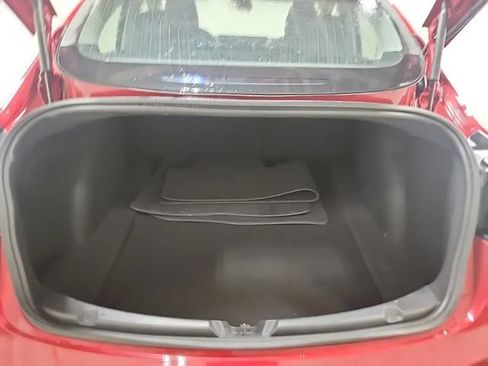 Used 2018 Tesla Model 3 Long Range RWD image 9