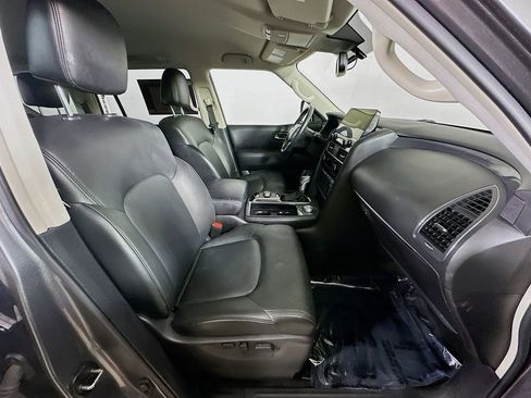 Used 2022 Nissan Armada SV w/ SV Appearance Package AWD/4WD image 12