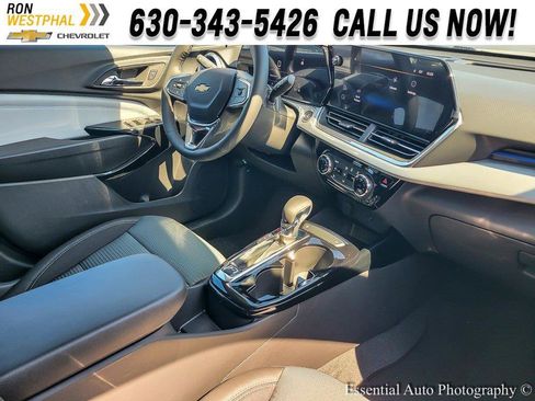 New 2025 Chevrolet Trax LT w/ Driver Confidence Package image 17