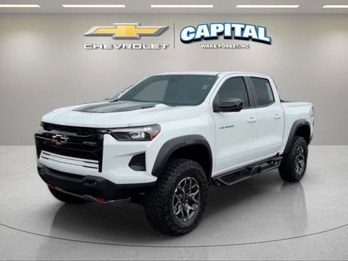 Used 2026 Chevrolet Colorado ZR2 w/ Technology Package AWD/4WD image 1