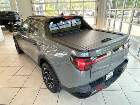Used 2022 Hyundai Santa Cruz SEL w/ Activity Package FWD image 6