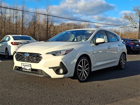 Used 2024 Subaru Impreza 2.0i Sport w/ Popular Package #1 image 3