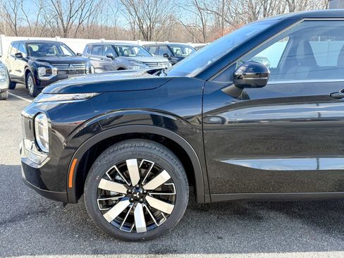 New 2026 Mitsubishi Outlander SE AWD/4WD image 9