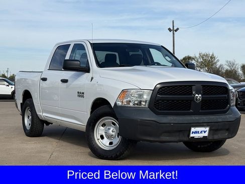 Used 2017 RAM 1500 Tradesman image 2