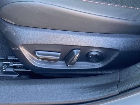 Used 2025 Toyota Prius Plug-In Hybrid image 14