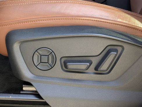 Used 2019 Audi Q8 Premium w/ Convenience Package image 22