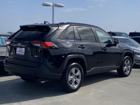 Certified 2025 Toyota RAV4 XLE FWD image 3