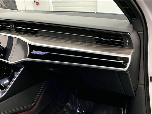 Used 2022 Audi A6 Premium Plus w/ Premium Plus Package AWD/4WD image 19