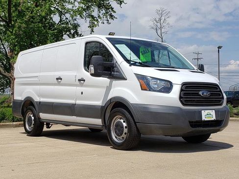 Used 2018 Ford Transit 150 130 Low Roof RWD image 8