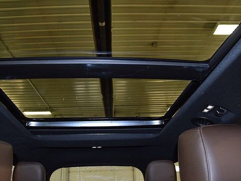 Used 2023 Ford Explorer King Ranch w/ Technology Package image 31