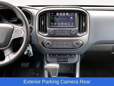 Used 2017 Chevrolet Colorado Z71 w/ Z71 Midnight Edition image 11