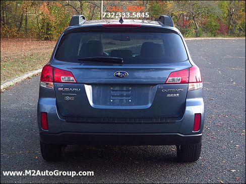 Used 2014 Subaru Outback 2.5i Premium AWD/4WD image 25