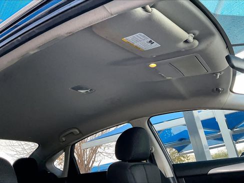 Used 2015 Nissan Sentra SR image 14