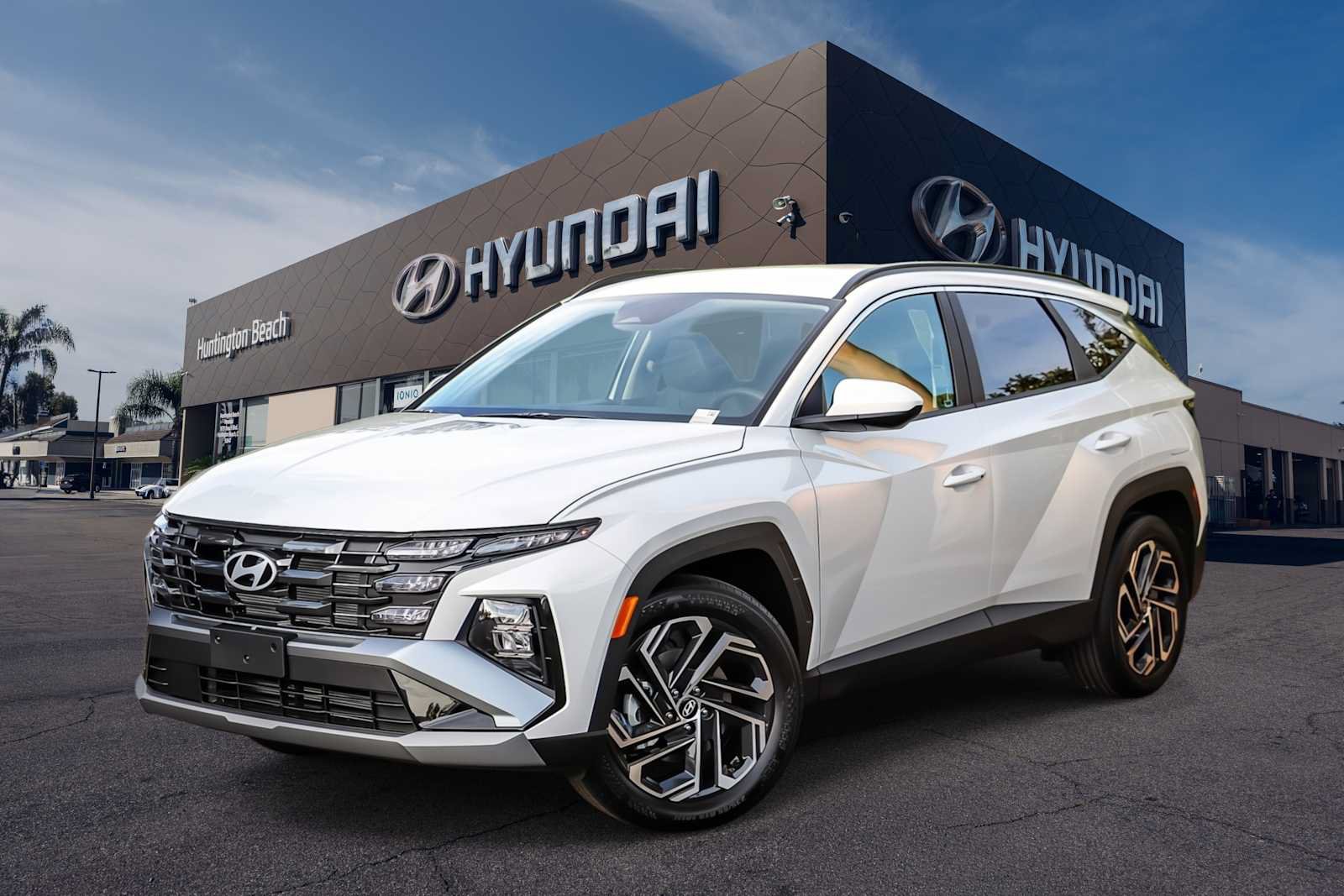 New 2026 Hyundai Tucson SEL Plus FWD image 1