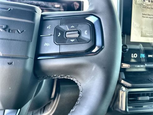 New 2026 GMC Hummer EV 4x4 Crew Cab image 32