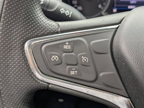 Used 2019 Chevrolet Equinox LT image 24