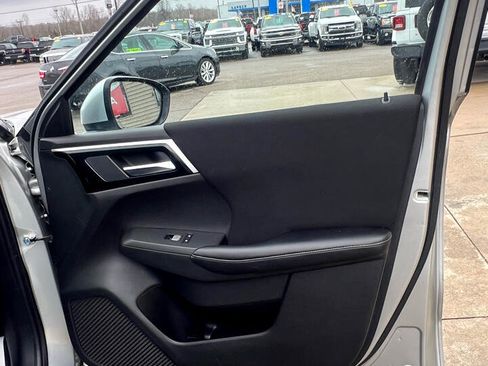 Used 2022 Mitsubishi Outlander ES image 16