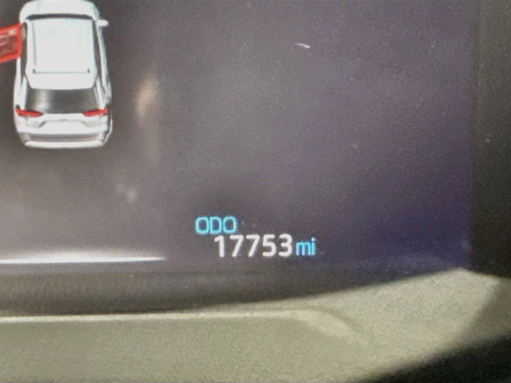 Used 2024 Toyota RAV4 XLE w/ Convenience Package AWD/4WD image 15