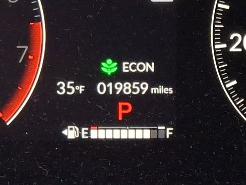 Certified 2023 Honda CR-V LX image 2