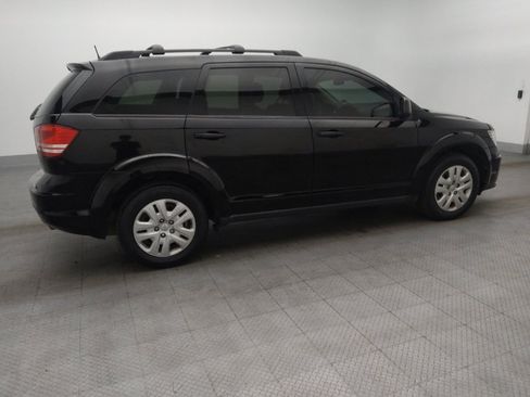 Used 2019 Dodge Journey SE image 10