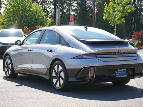 Certified 2024 Hyundai Ioniq 6 SE RWD image 6